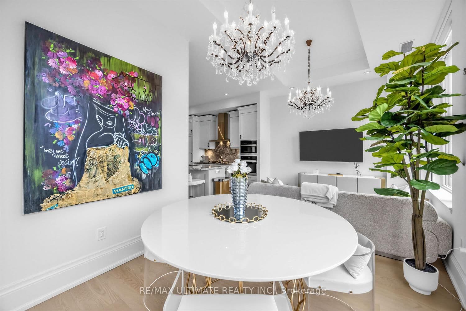 133 Hazelton Avenue, Unit 202 thumbnail 23