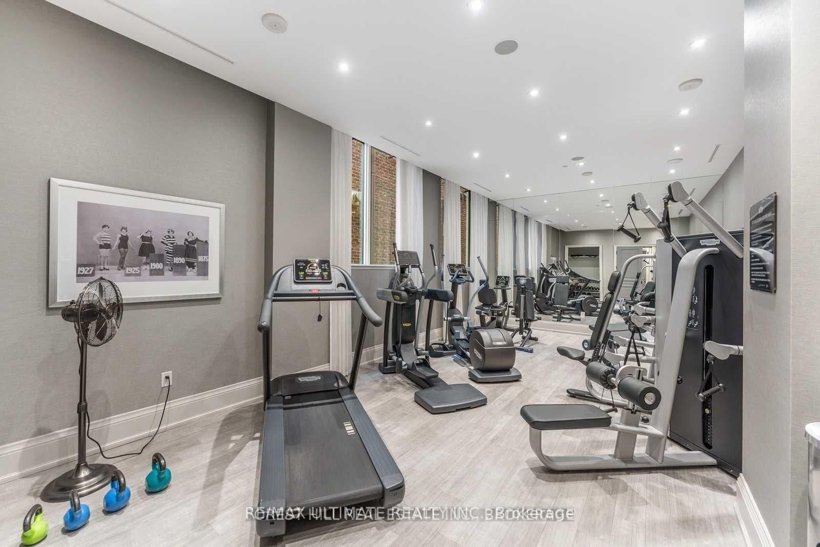 133 Hazelton Avenue, Unit 202 thumbnail 40