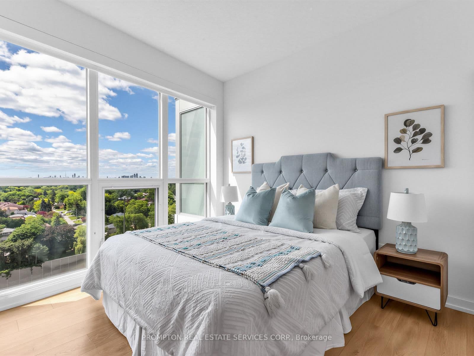 115 McMahon Drive, Unit 1710 thumbnail 12