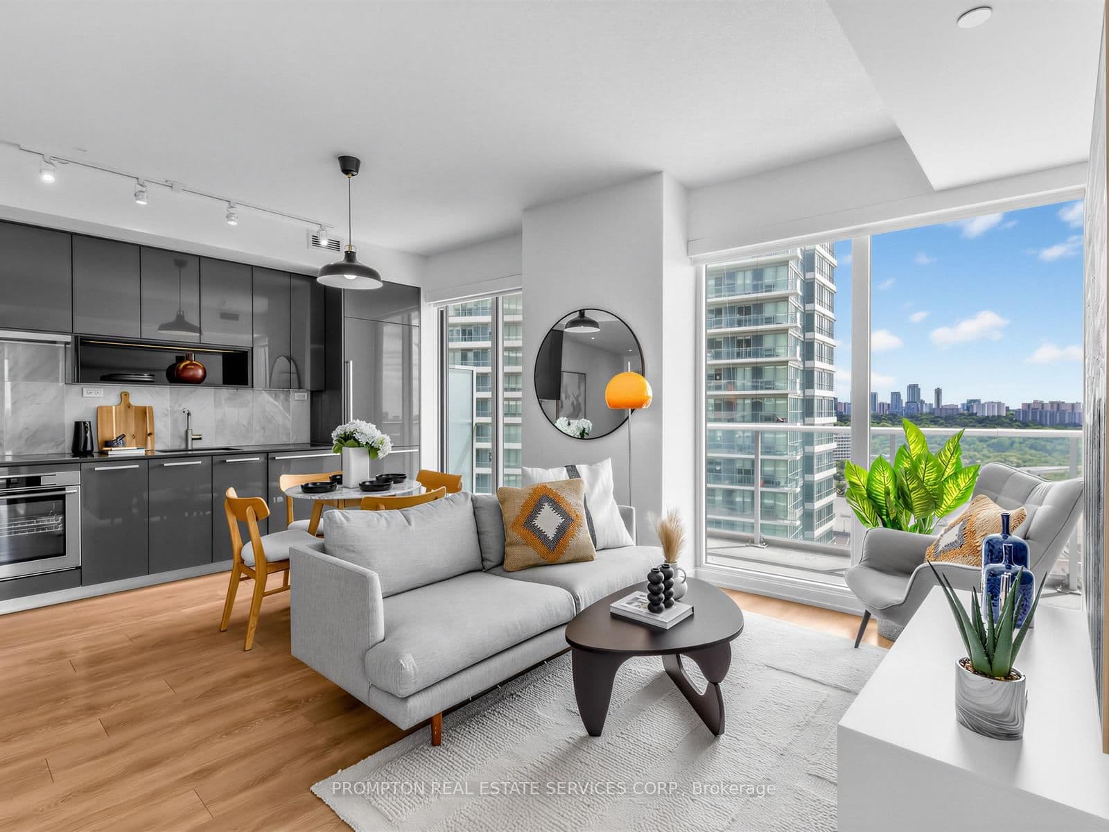 115 McMahon Drive, Unit 1710 thumbnail 9