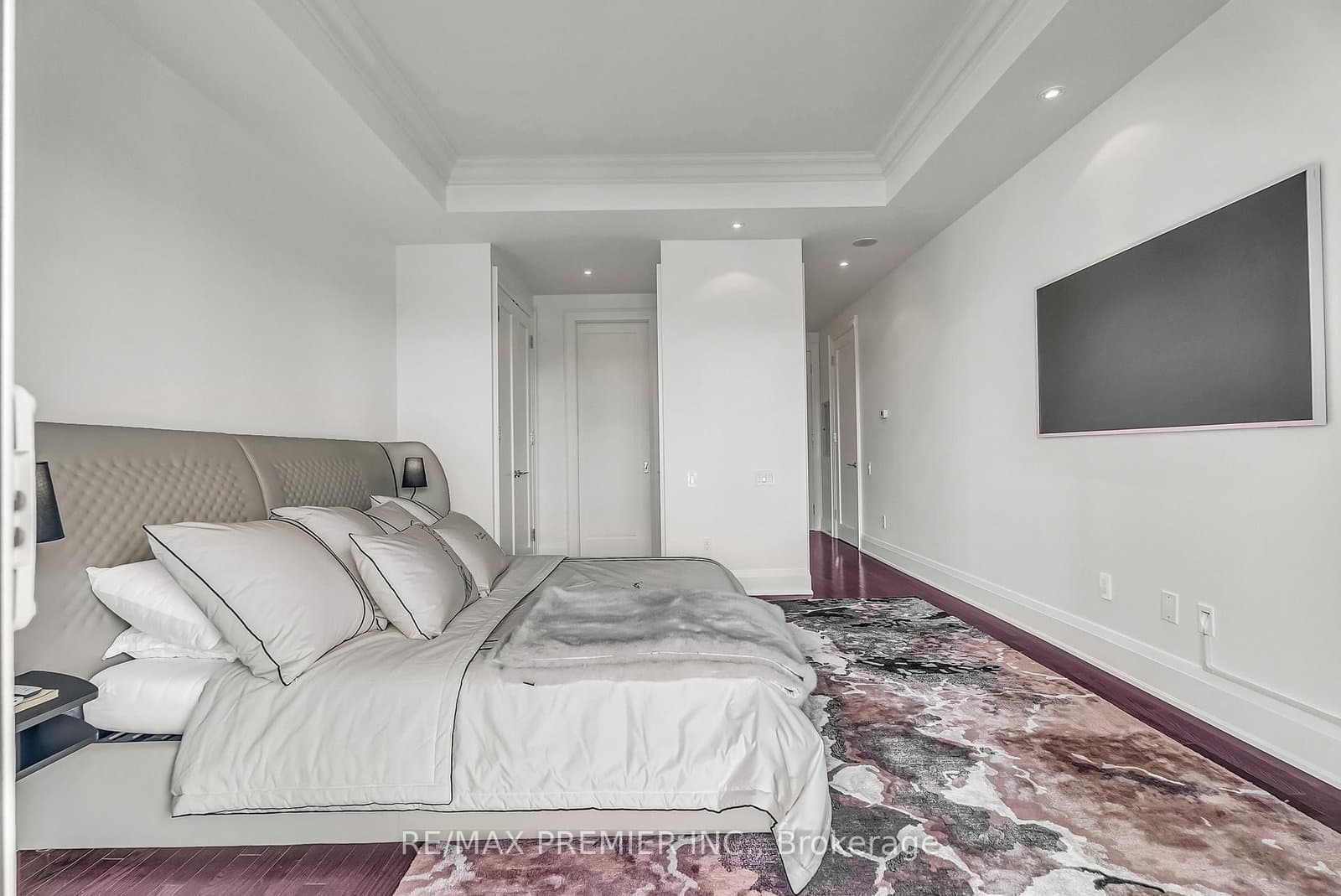 80 Yorkville Avenue, Unit 502 thumbnail 27