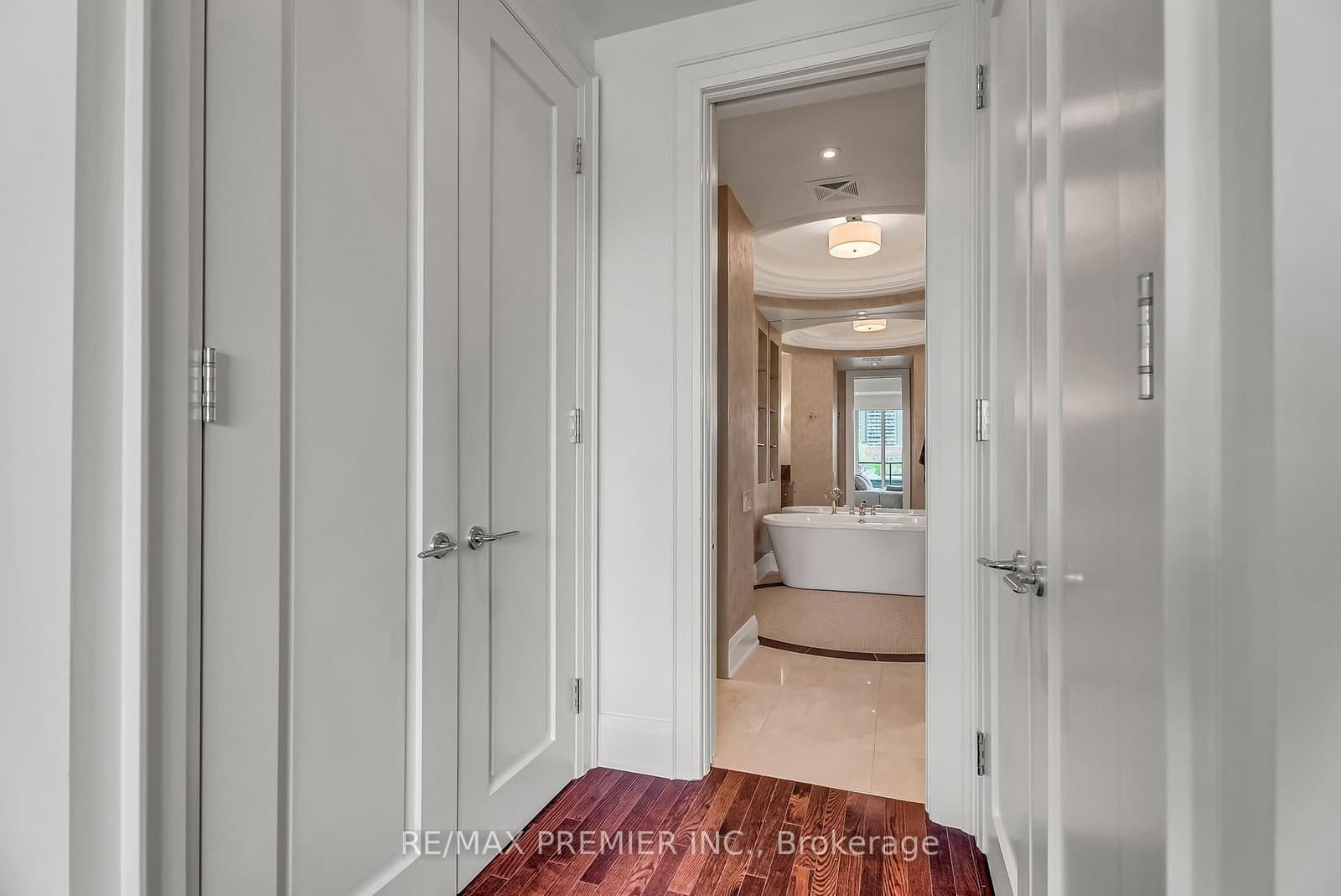 80 Yorkville Avenue, Unit 502 thumbnail 31