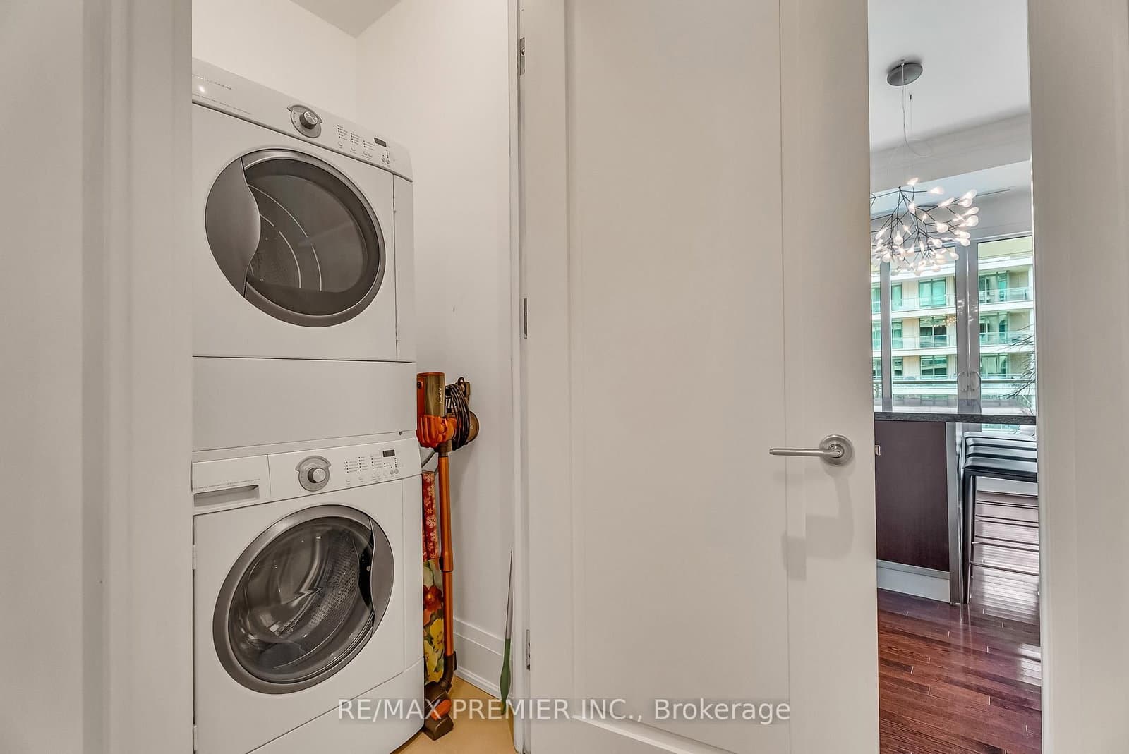 80 Yorkville Avenue, Unit 502 thumbnail 41