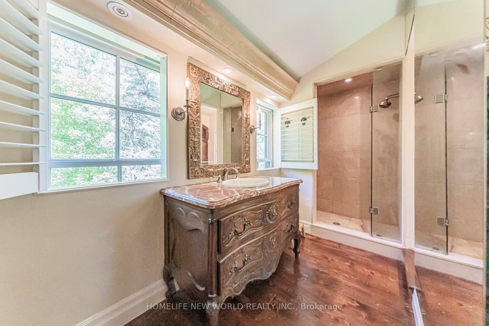 1 Campbell Crescent thumbnail 16