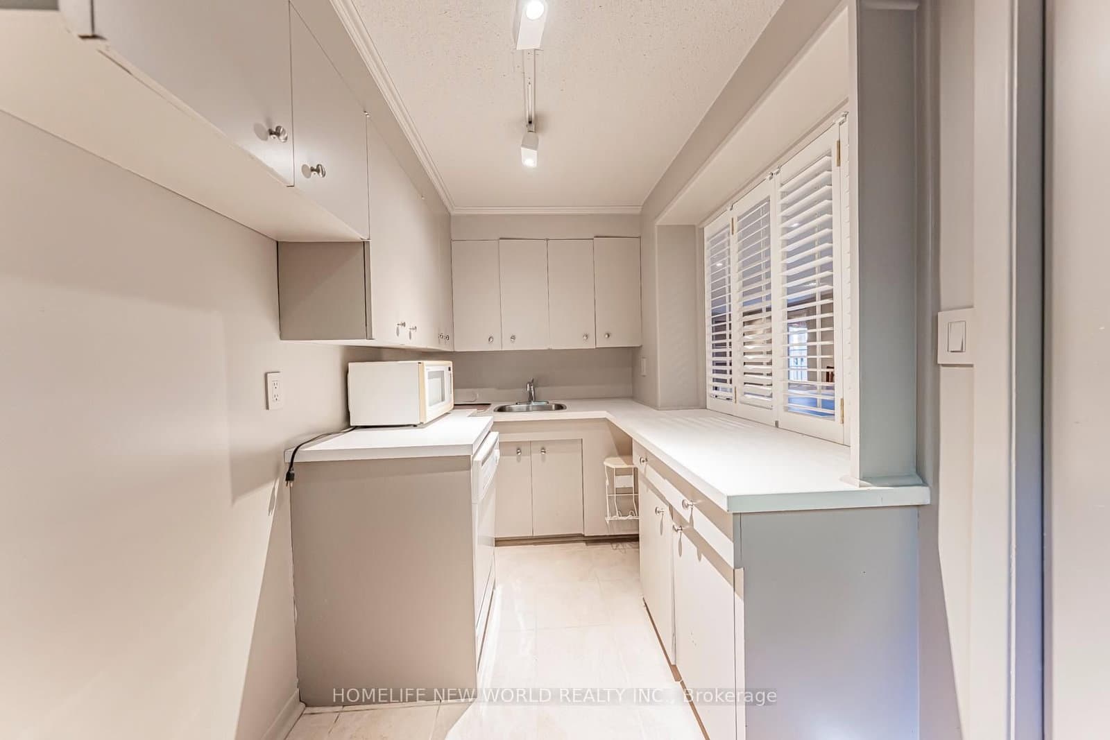 1 Campbell Crescent thumbnail 24