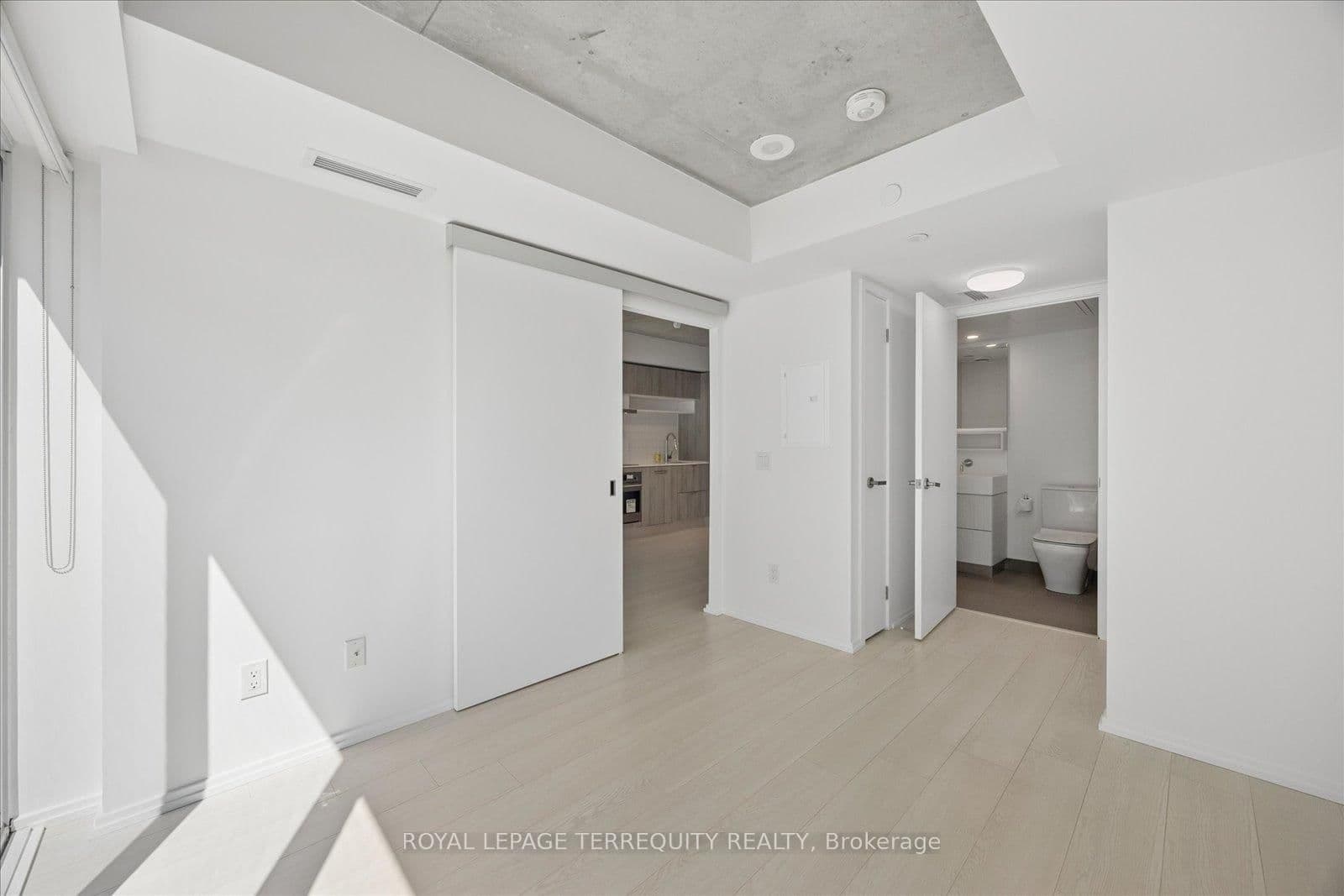 5 Soudan Avenue, Unit 703 thumbnail 21
