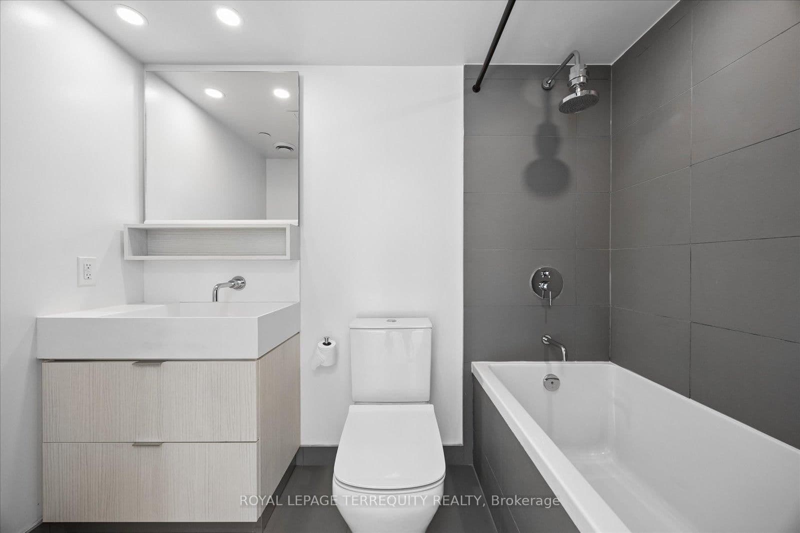 5 Soudan Avenue, Unit 703 thumbnail 23
