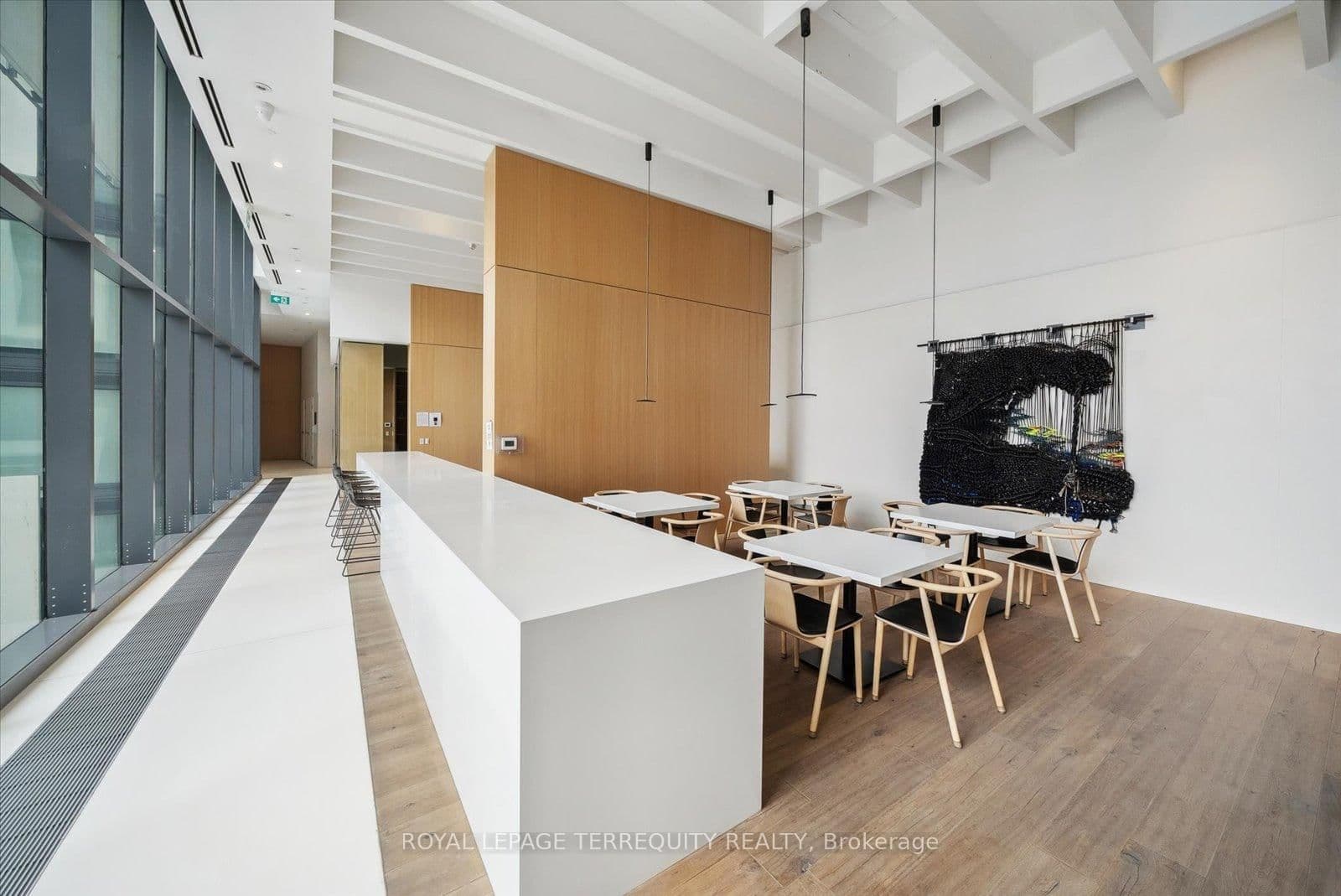 5 Soudan Avenue, Unit 703 thumbnail 39