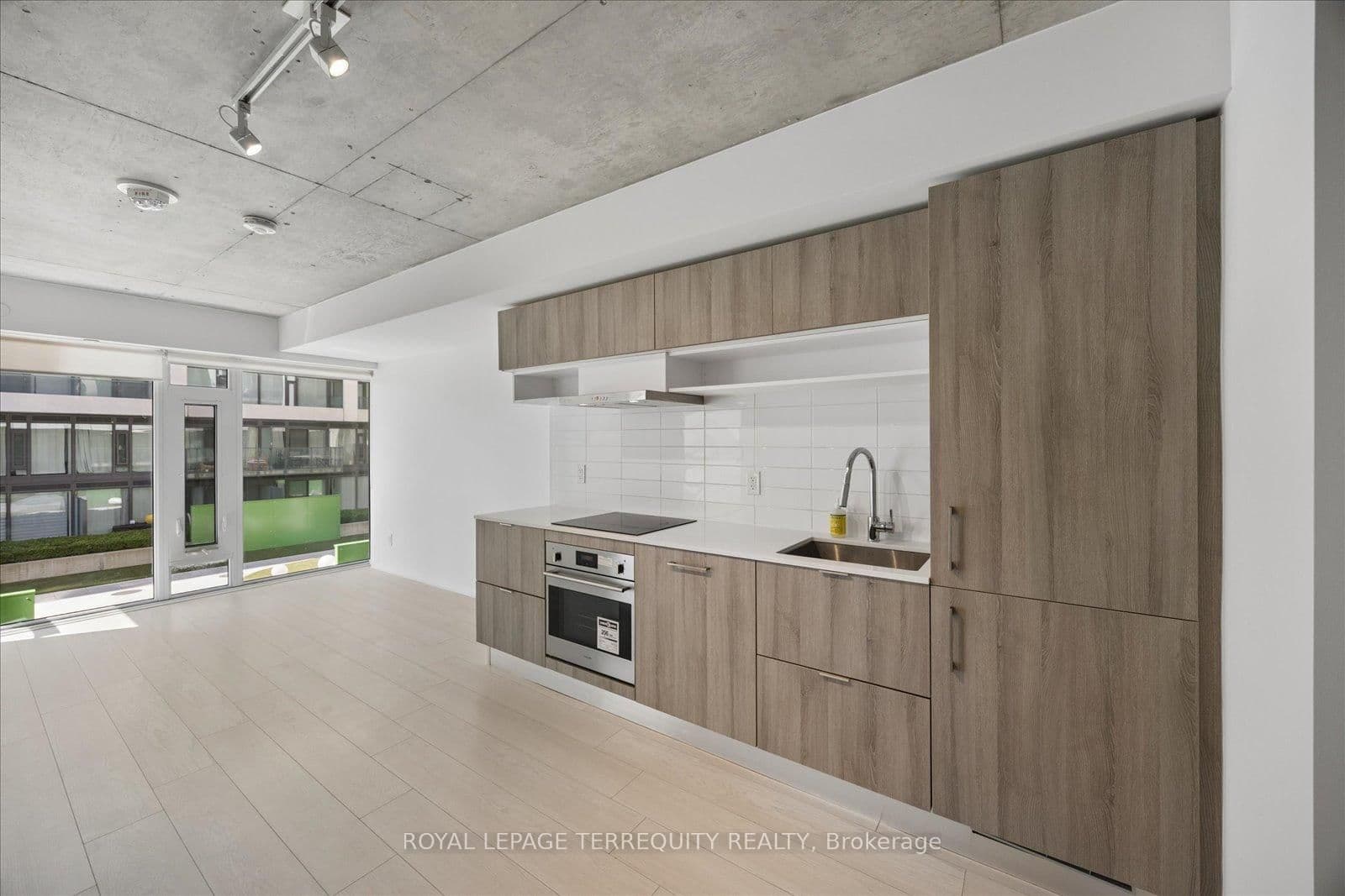 5 Soudan Avenue, Unit 703 thumbnail 7