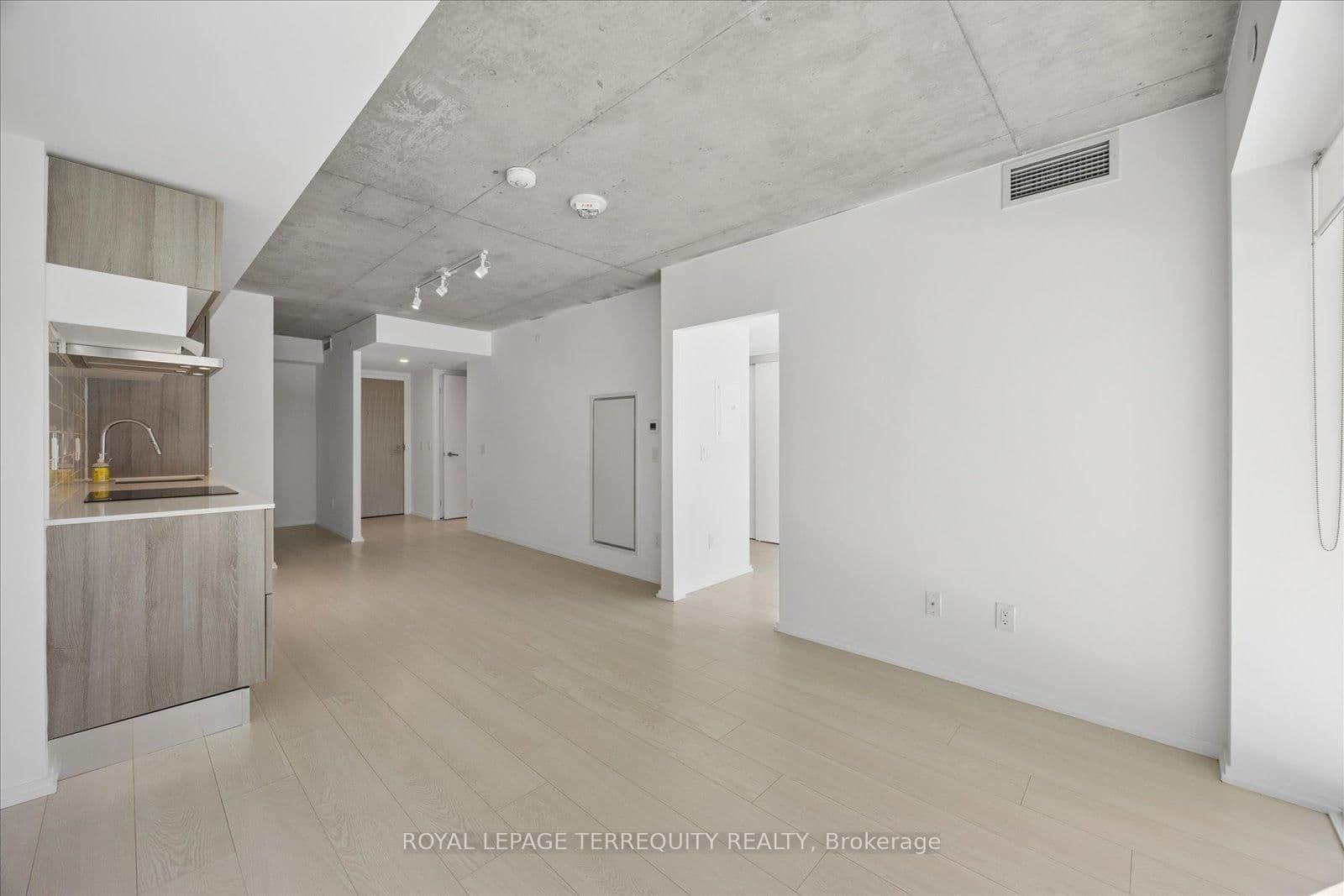 5 Soudan Avenue, Unit 703 thumbnail 9