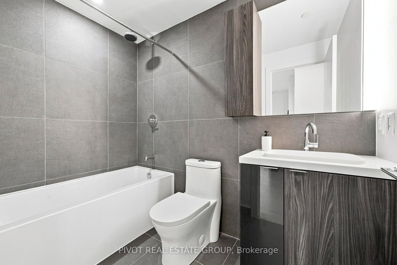 15 Mercer Street, Unit 1206 thumbnail 9