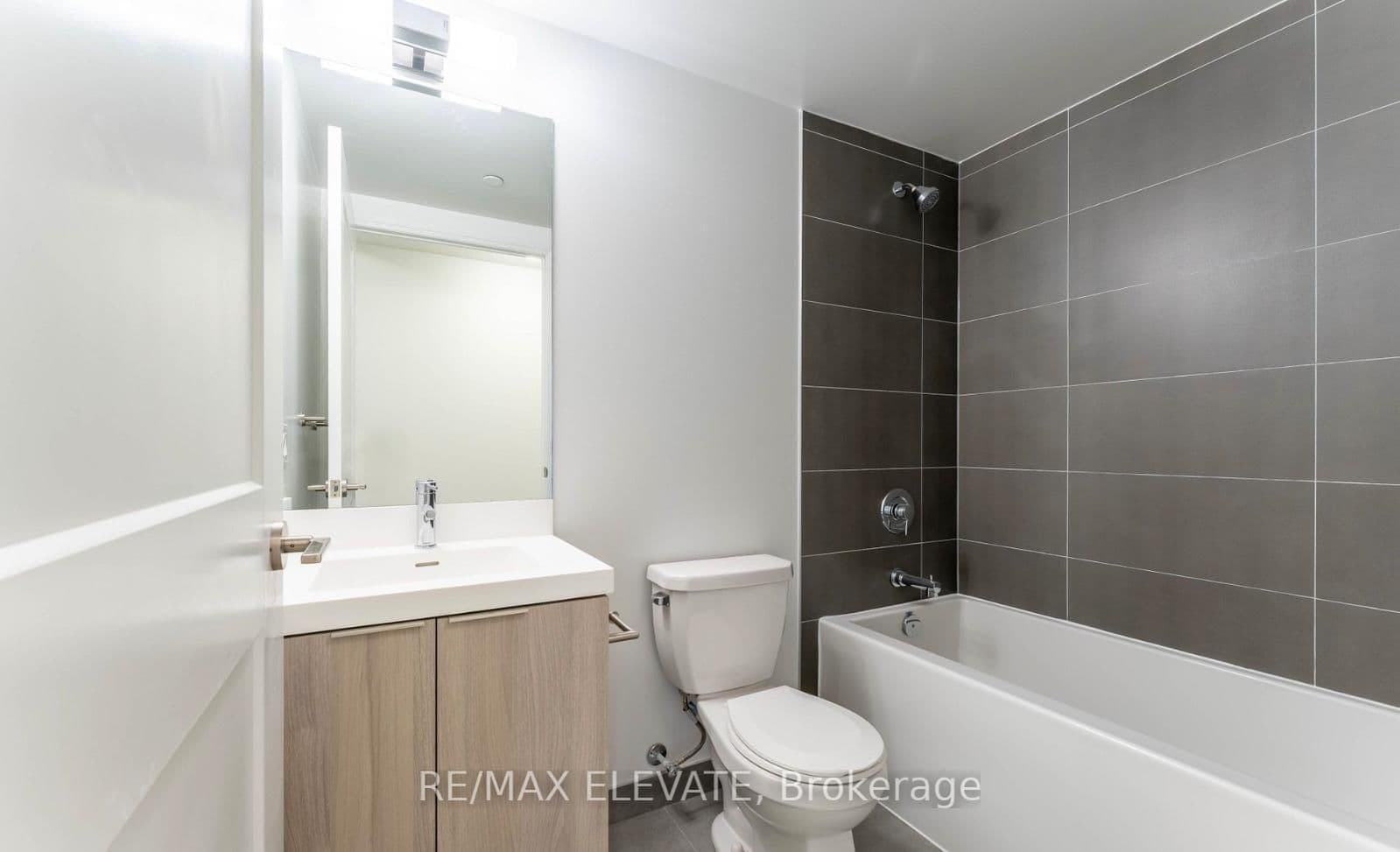 28 Widmer Street, Unit 3029 thumbnail 18
