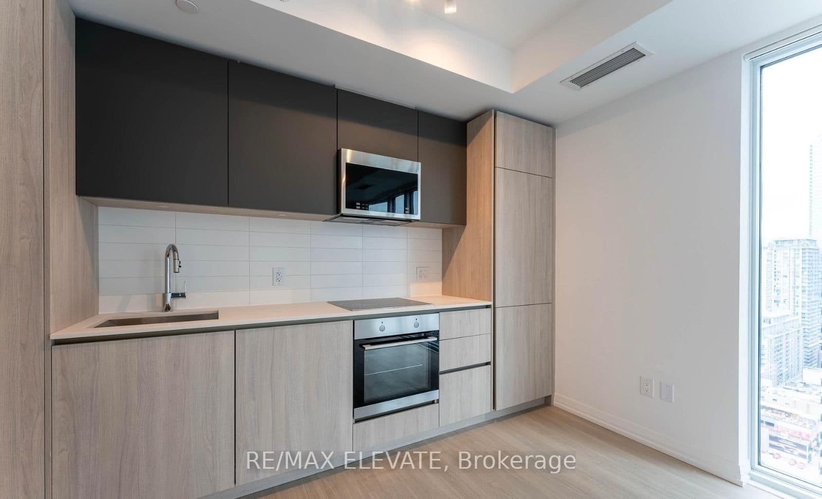 28 Widmer Street, Unit 3029 thumbnail 2