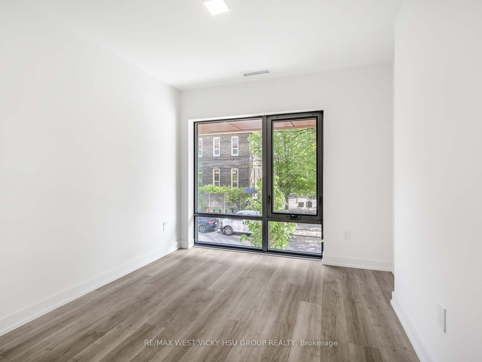 28 Eastern Avenue, Unit TH105 #6 thumbnail 17