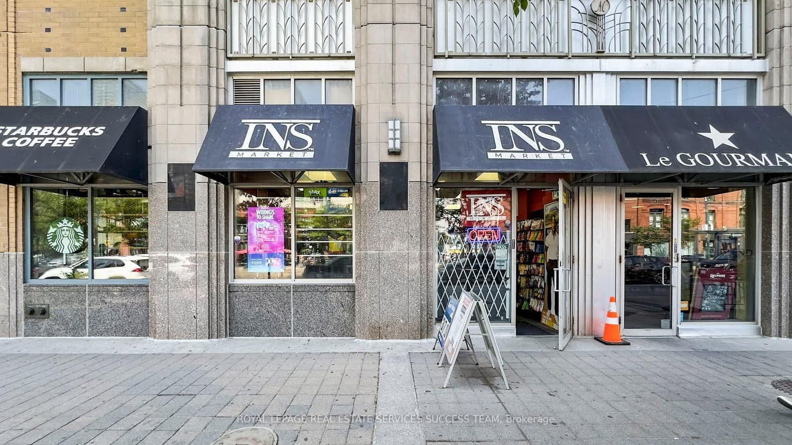 148 Spadina Avenue, Unit 3 thumbnail 4