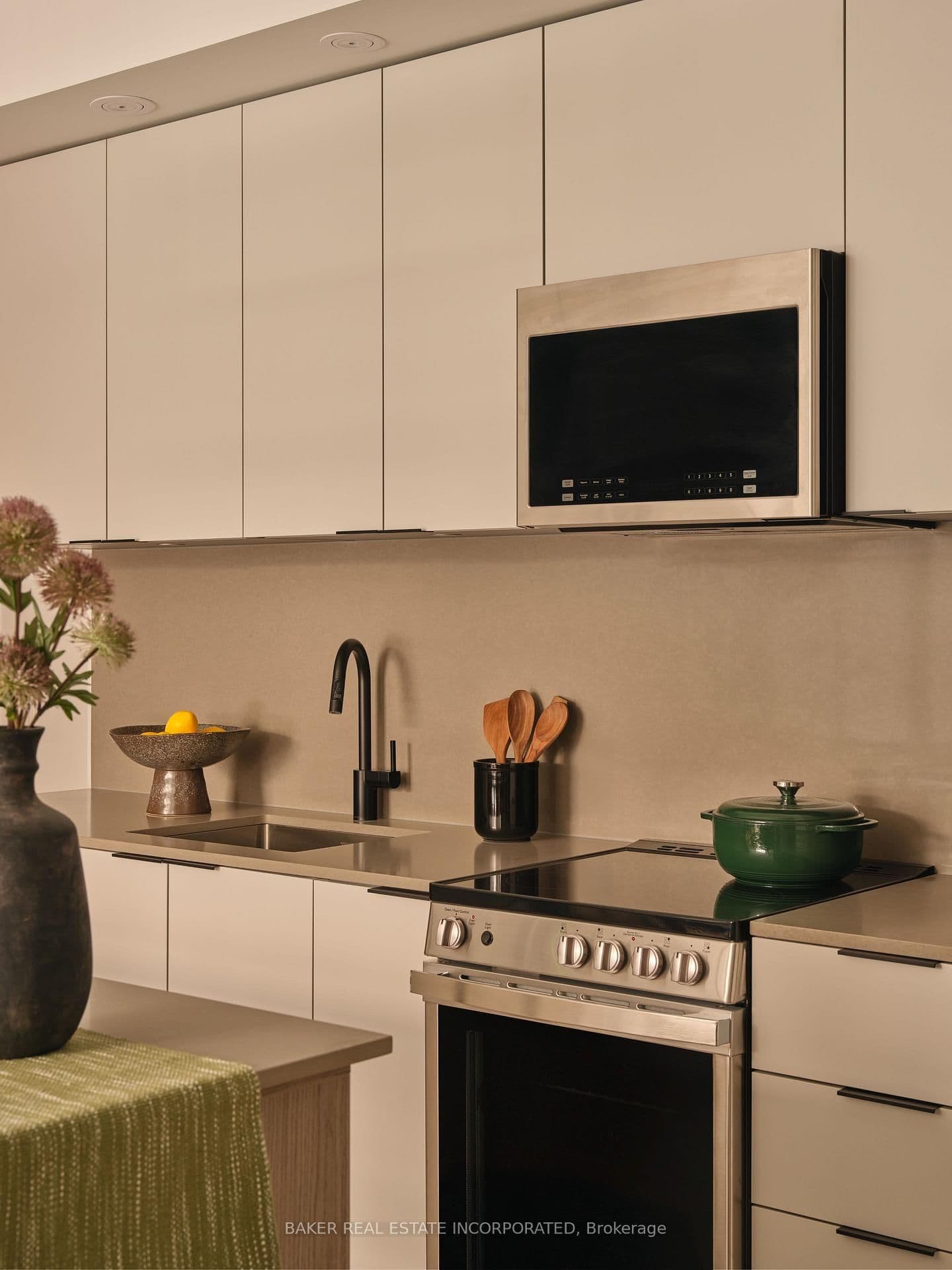65 Trinity Street, Unit 1007 thumbnail 15