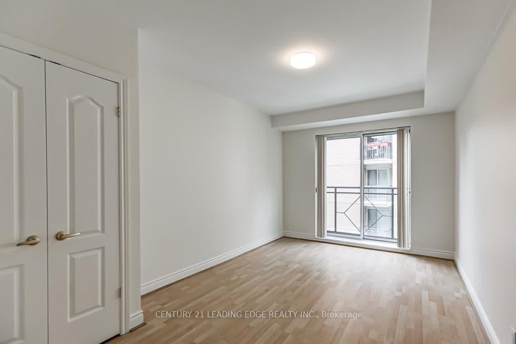 11 William Carson Crescent, Unit 308 thumbnail 17