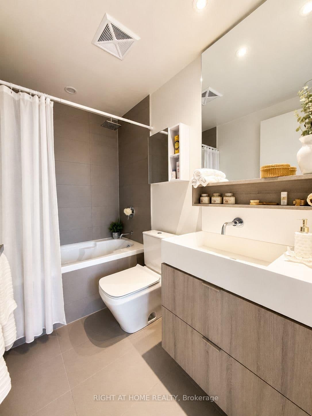 5 Soudan Avenue, Unit 2004 thumbnail 10