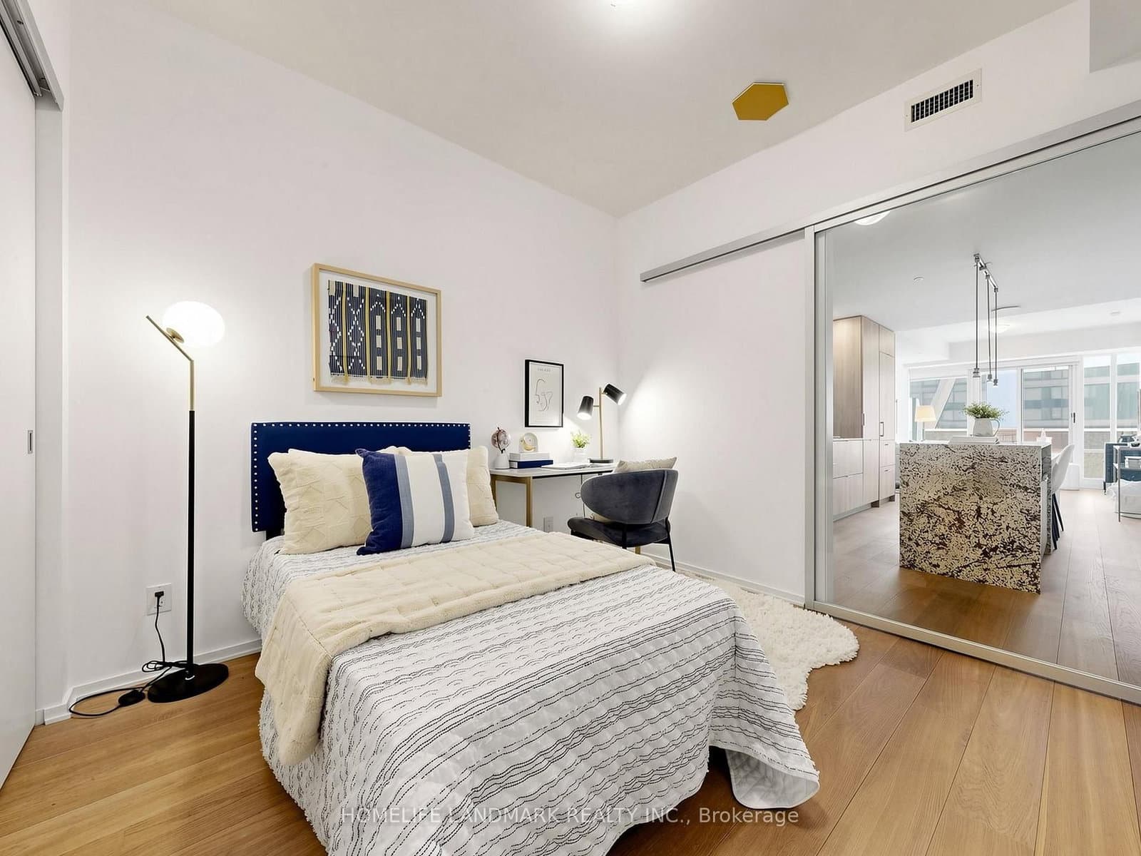 1 bloor Street E, Unit 6608 thumbnail 20