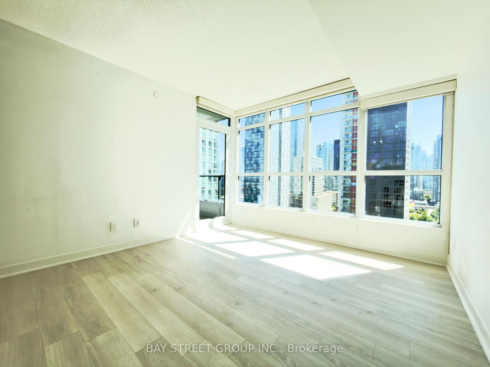 80 Queens Wharf Road, Unit 2007 thumbnail 15