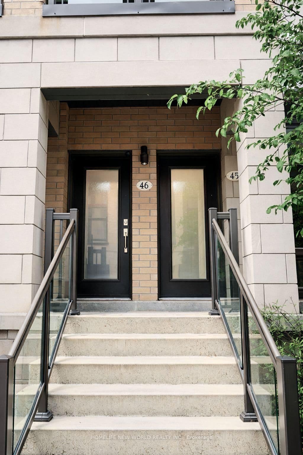 19 Eldora Avenue, Unit 45 thumbnail 3