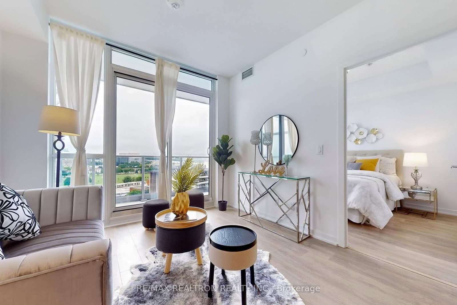 36 Forest Manor Road, Unit 1102 thumbnail 7