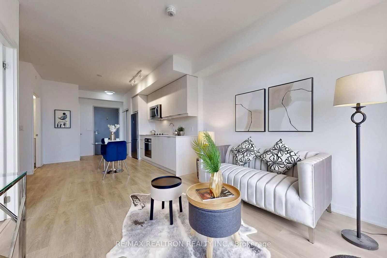 36 Forest Manor Road, Unit 1102 thumbnail 9