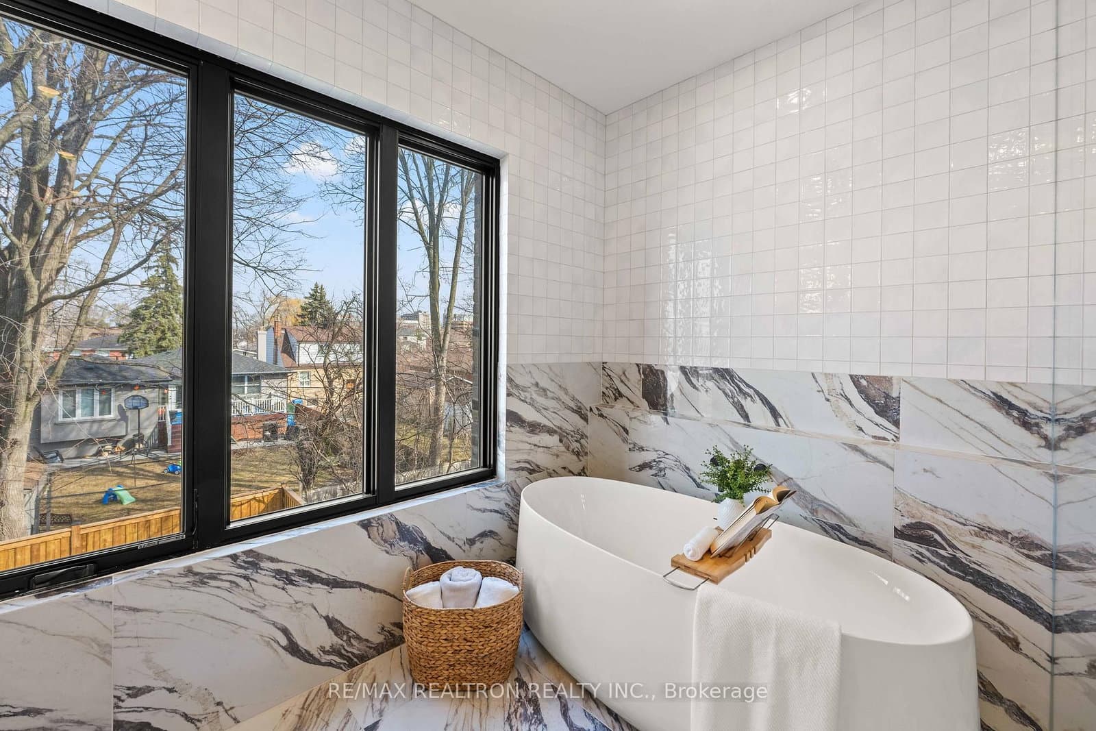 38 Ridgevale Drive thumbnail 35