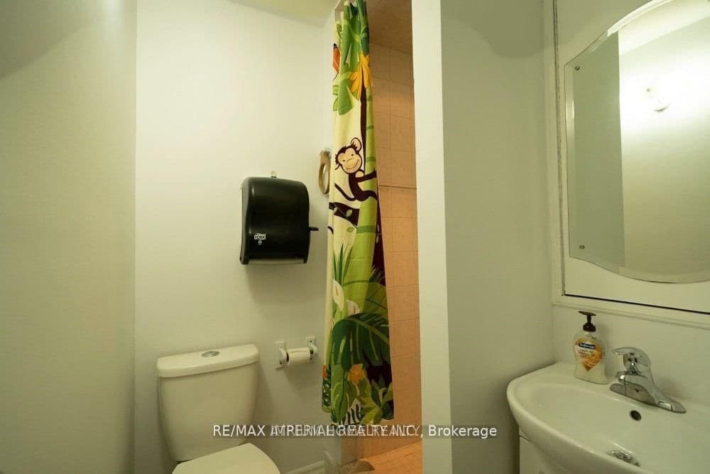 3334 A Yonge Street, Unit 2nd FL thumbnail 8