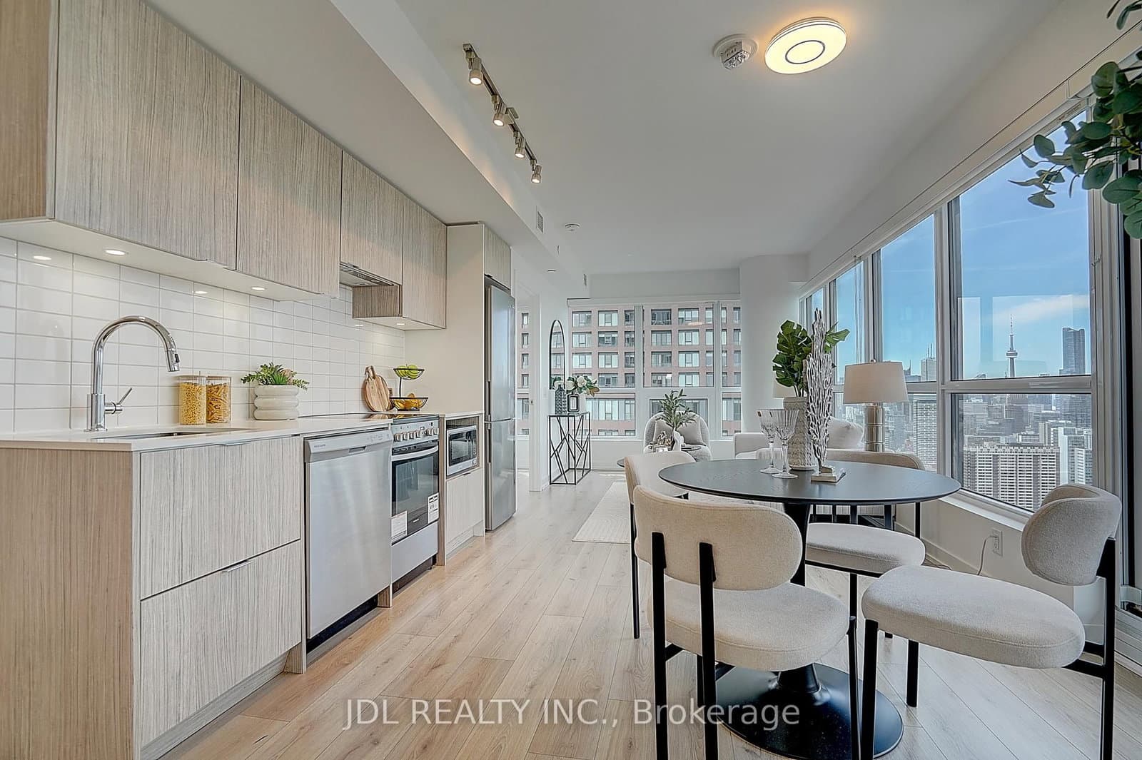 395 Bloor Street E, Unit 3902 thumbnail 10