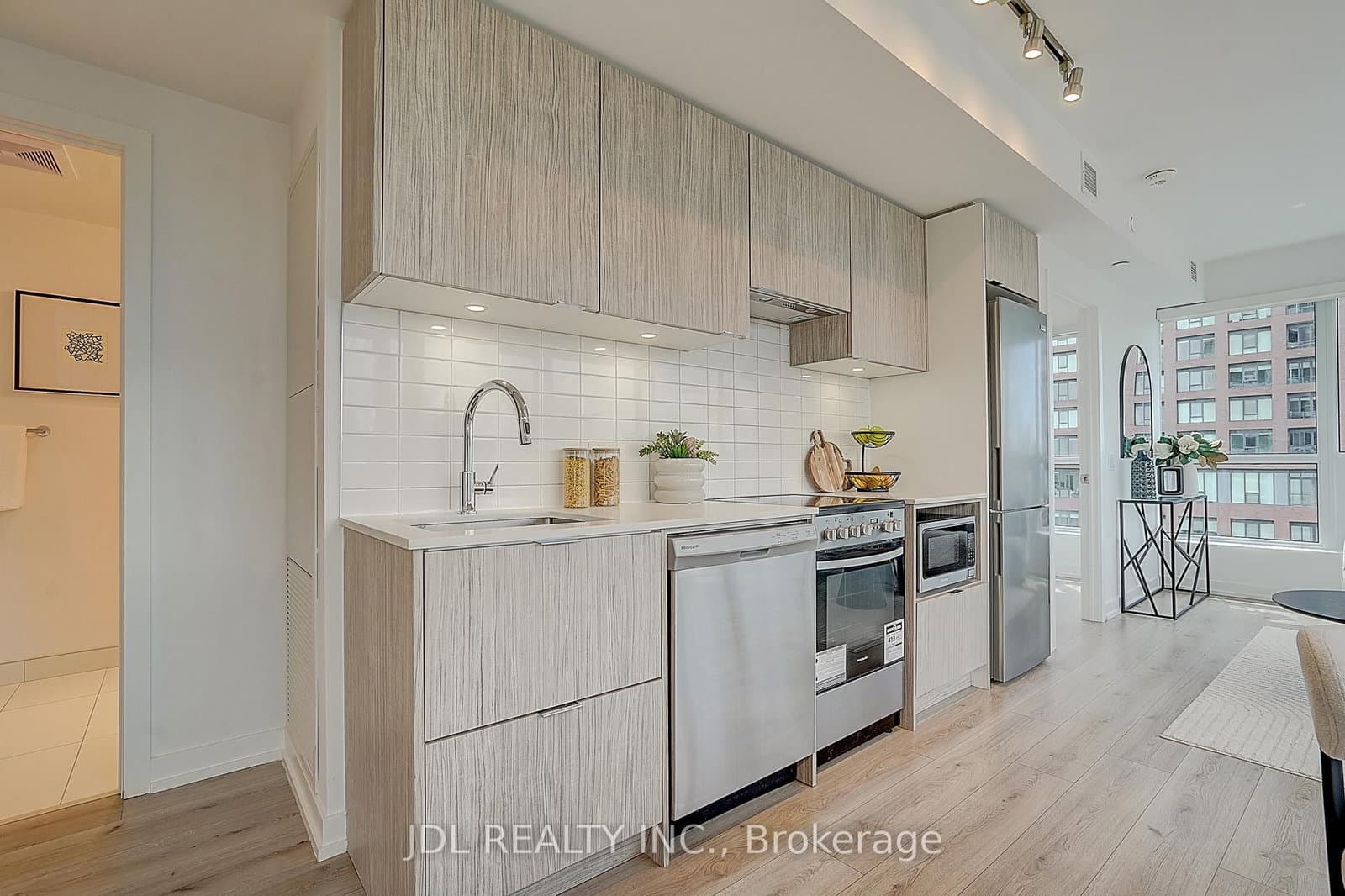 395 Bloor Street E, Unit 3902 thumbnail 11