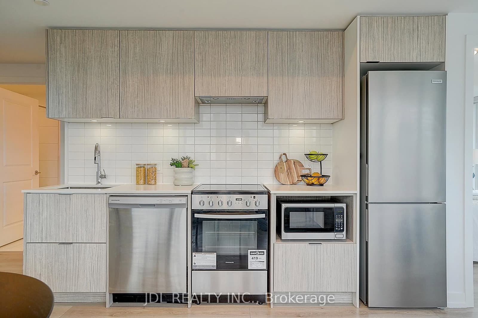 395 Bloor Street E, Unit 3902 thumbnail 16