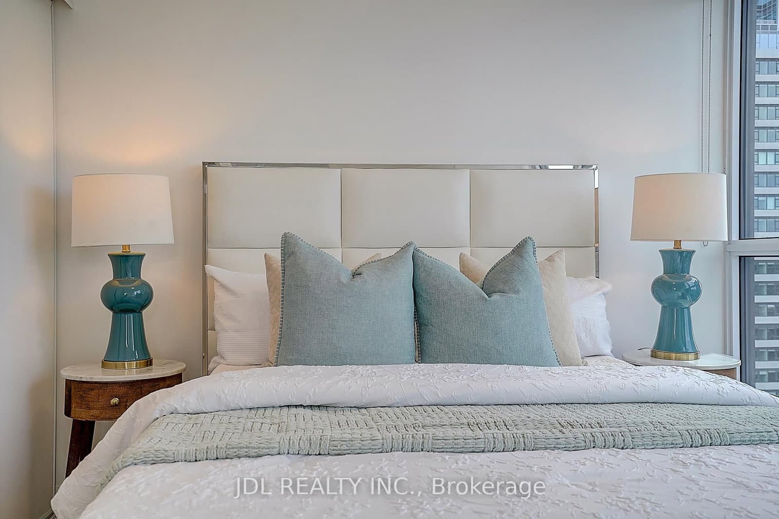 395 Bloor Street E, Unit 3902 thumbnail 31