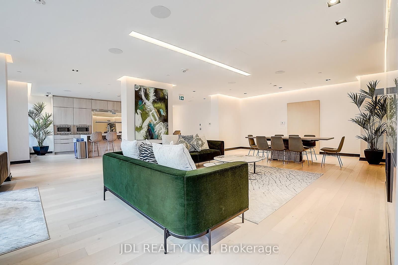 395 Bloor Street E, Unit 3902 thumbnail 45