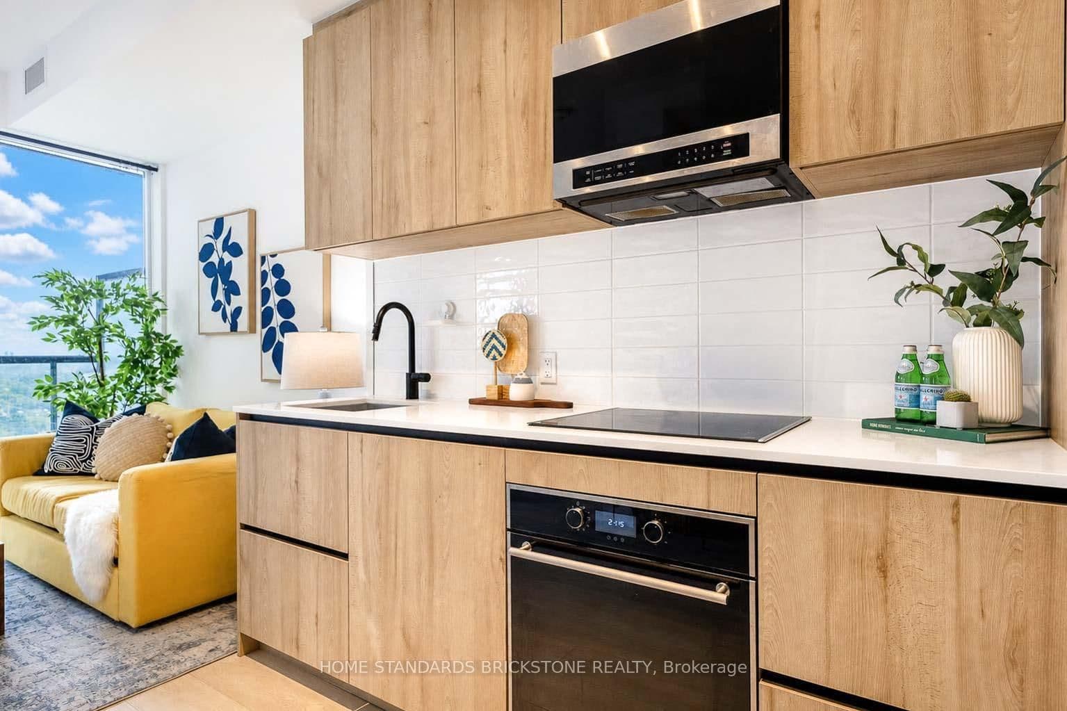 117 Broadway Avenue, Unit 1705 thumbnail 15