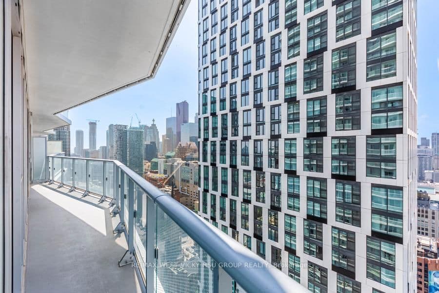 100 Dalhousie Street, Unit 3301 thumbnail 24