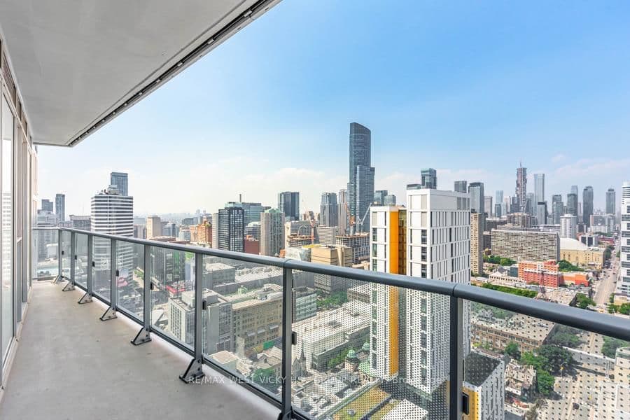 100 Dalhousie Street, Unit 3301 thumbnail 25