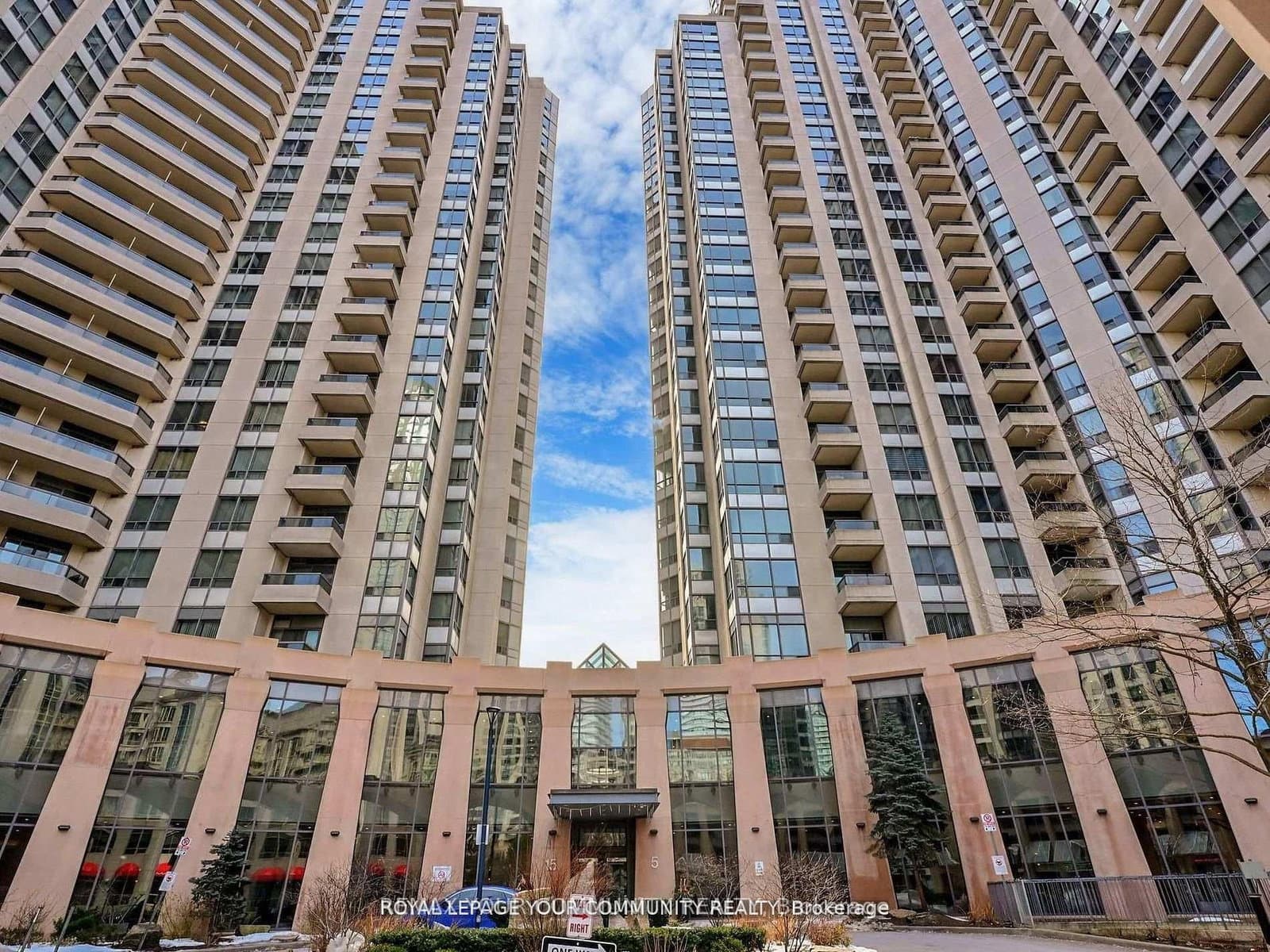 15 Northtown Way, Unit 929 thumbnail 2