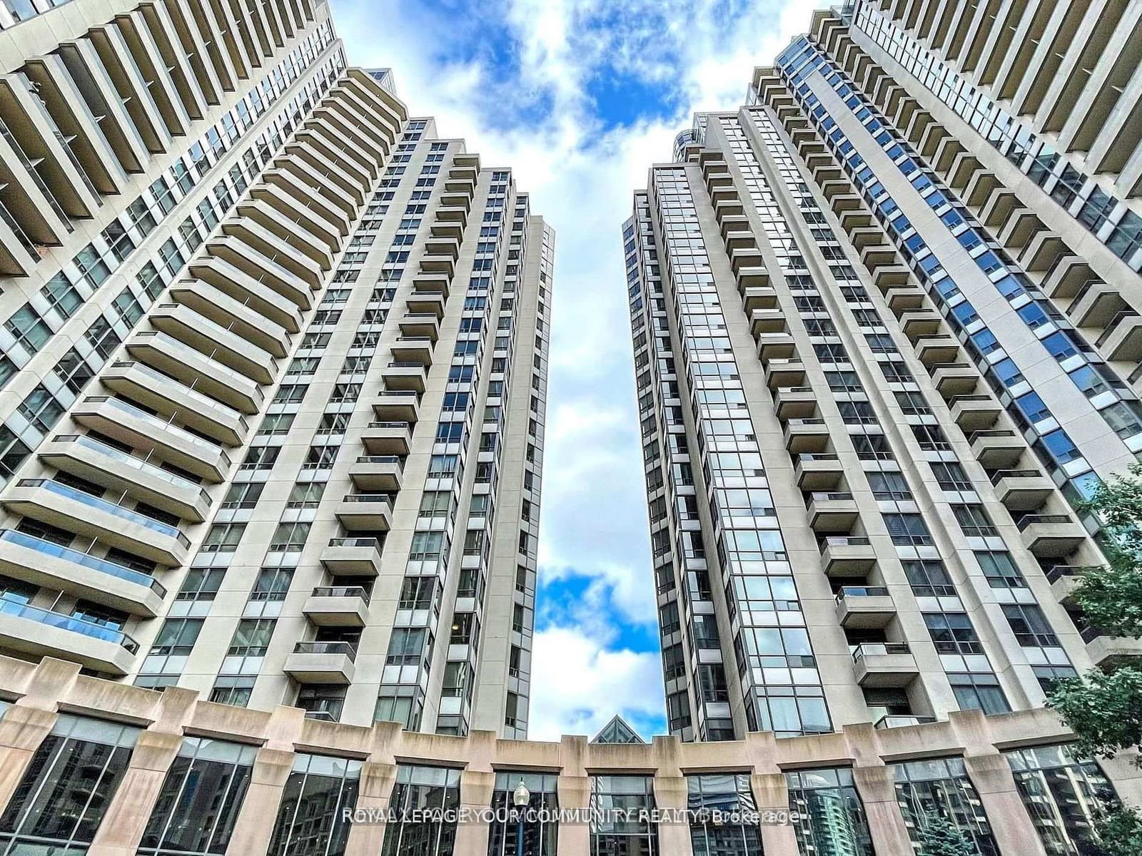 15 Northtown Way, Unit 929 thumbnail 4