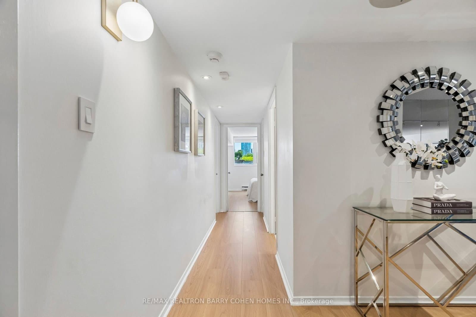 360 Bloor Street E, Unit 301 thumbnail 24