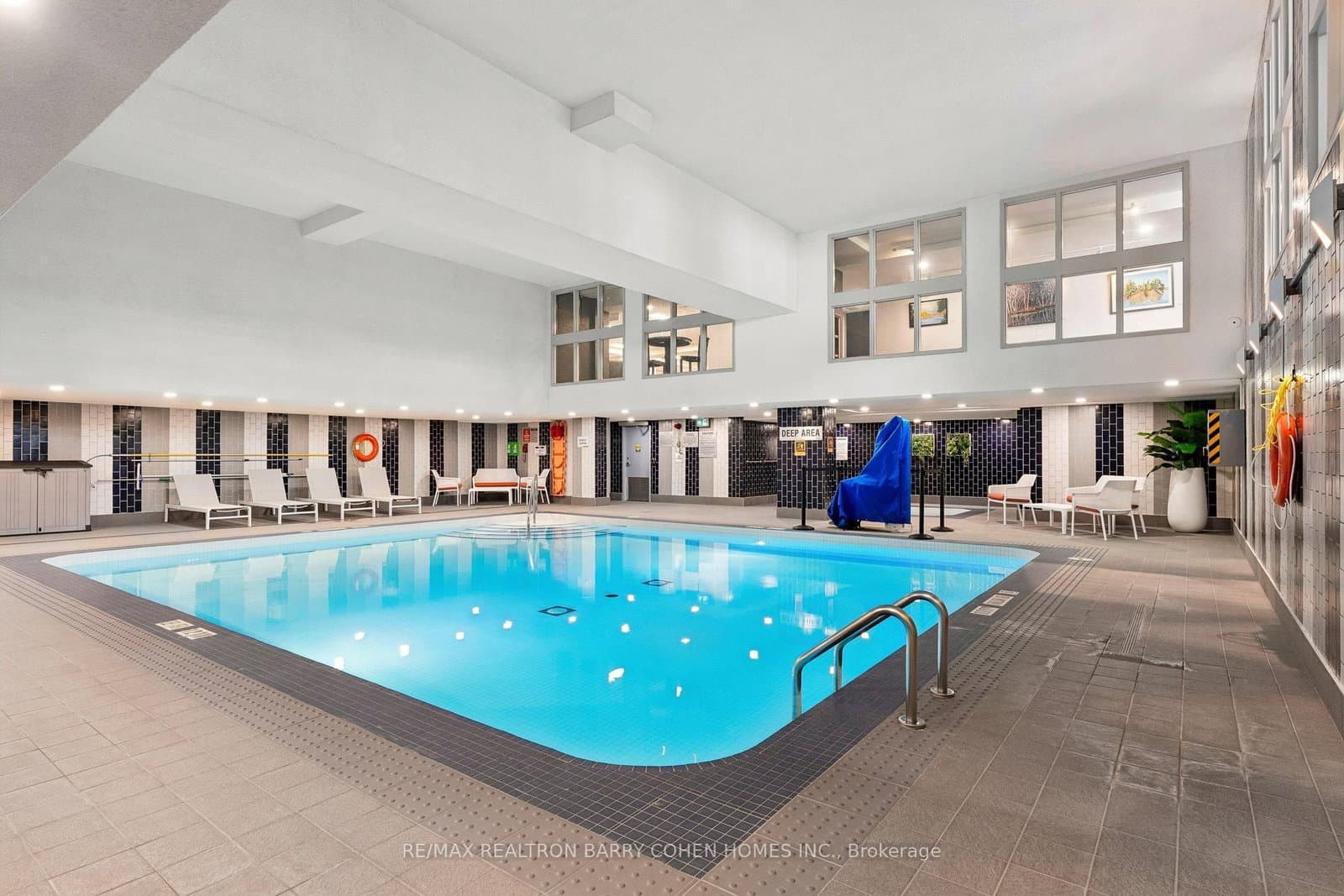 360 Bloor Street E, Unit 301 thumbnail 41