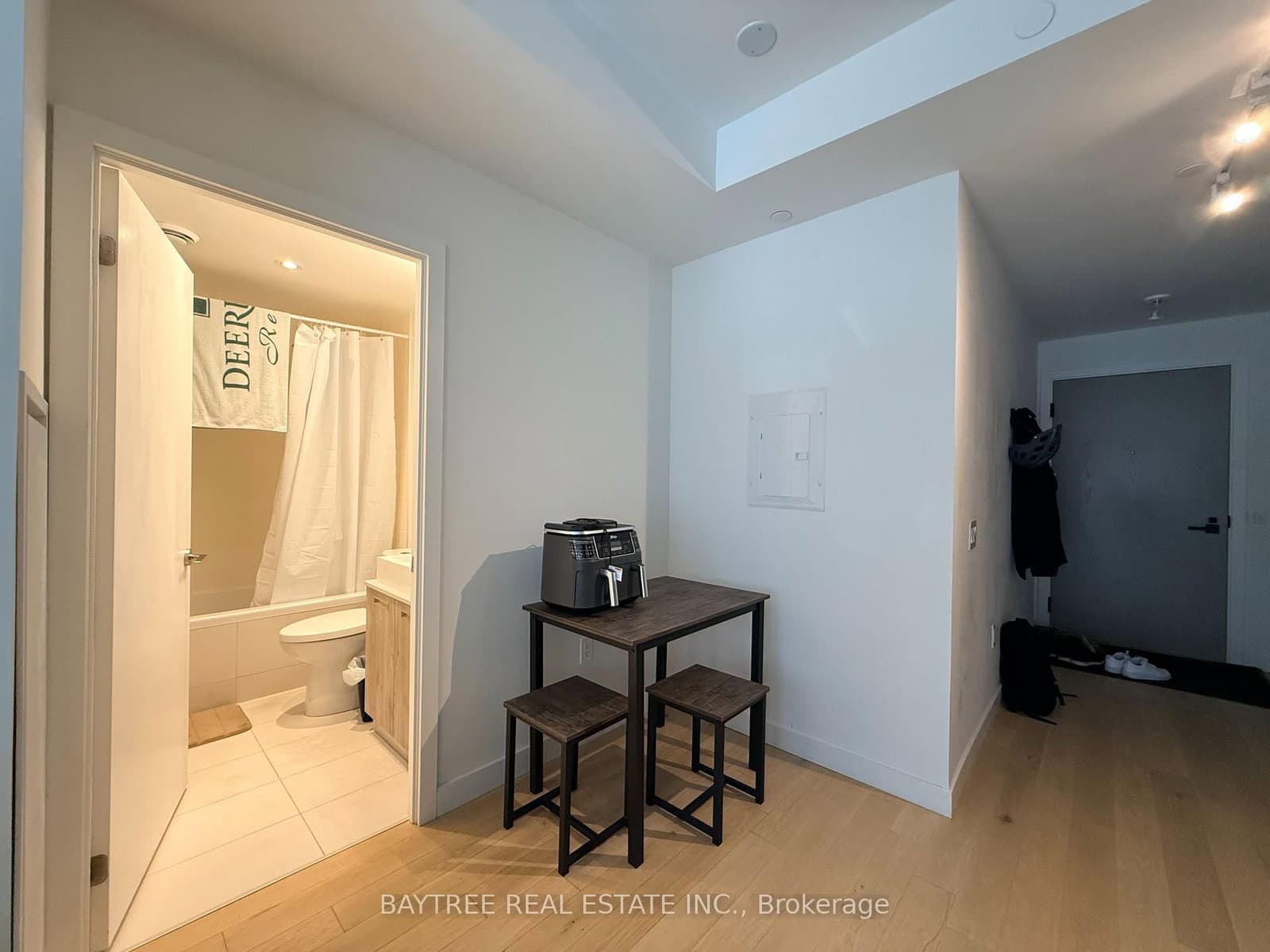 2A Church Street, Unit 804 thumbnail 5