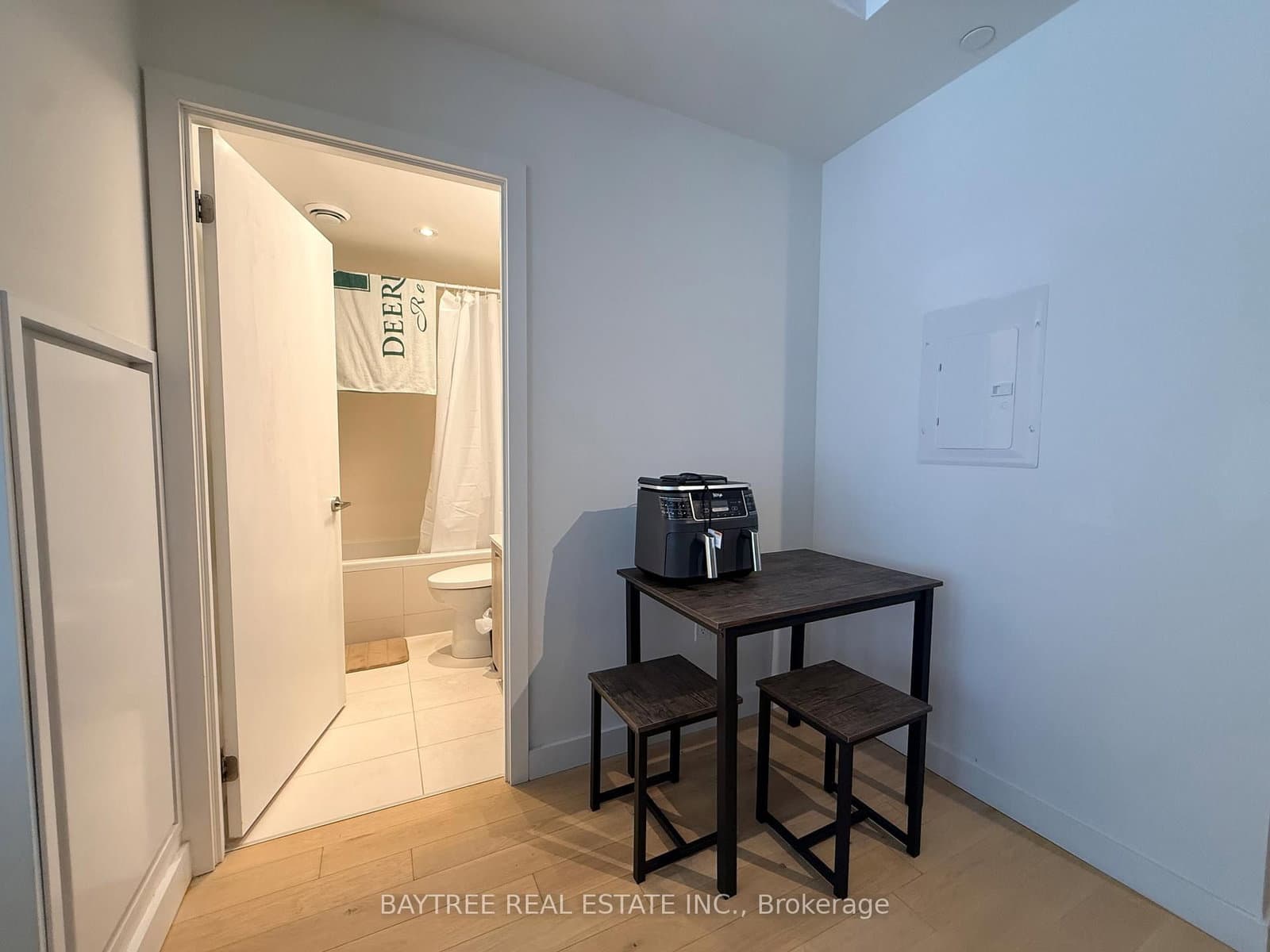 2A Church Street, Unit 804 thumbnail 6