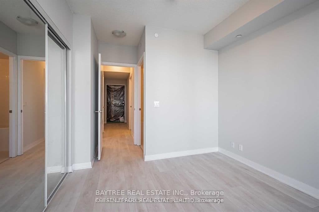 2221 Yonge Street, Unit 1202 thumbnail 12