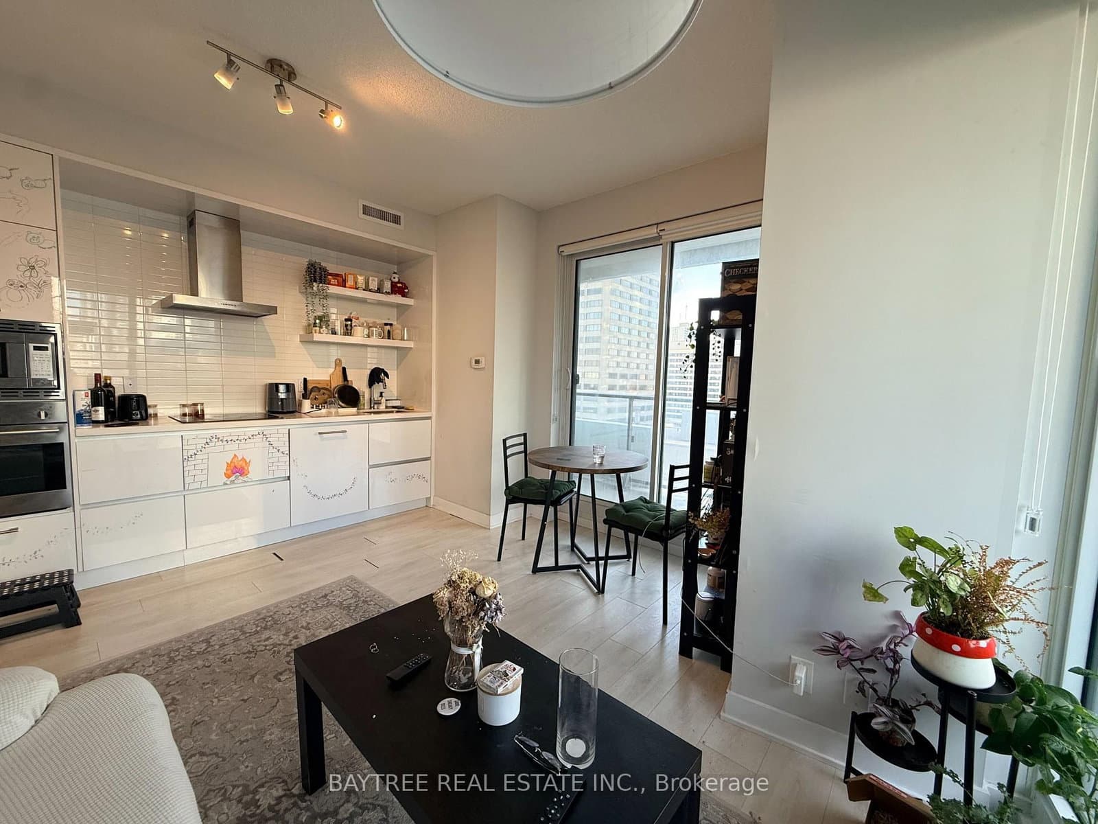 2221 Yonge Street, Unit 1202 thumbnail 21