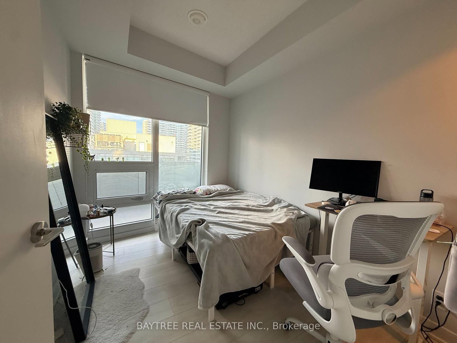 2221 Yonge Street, Unit 1202 thumbnail 24