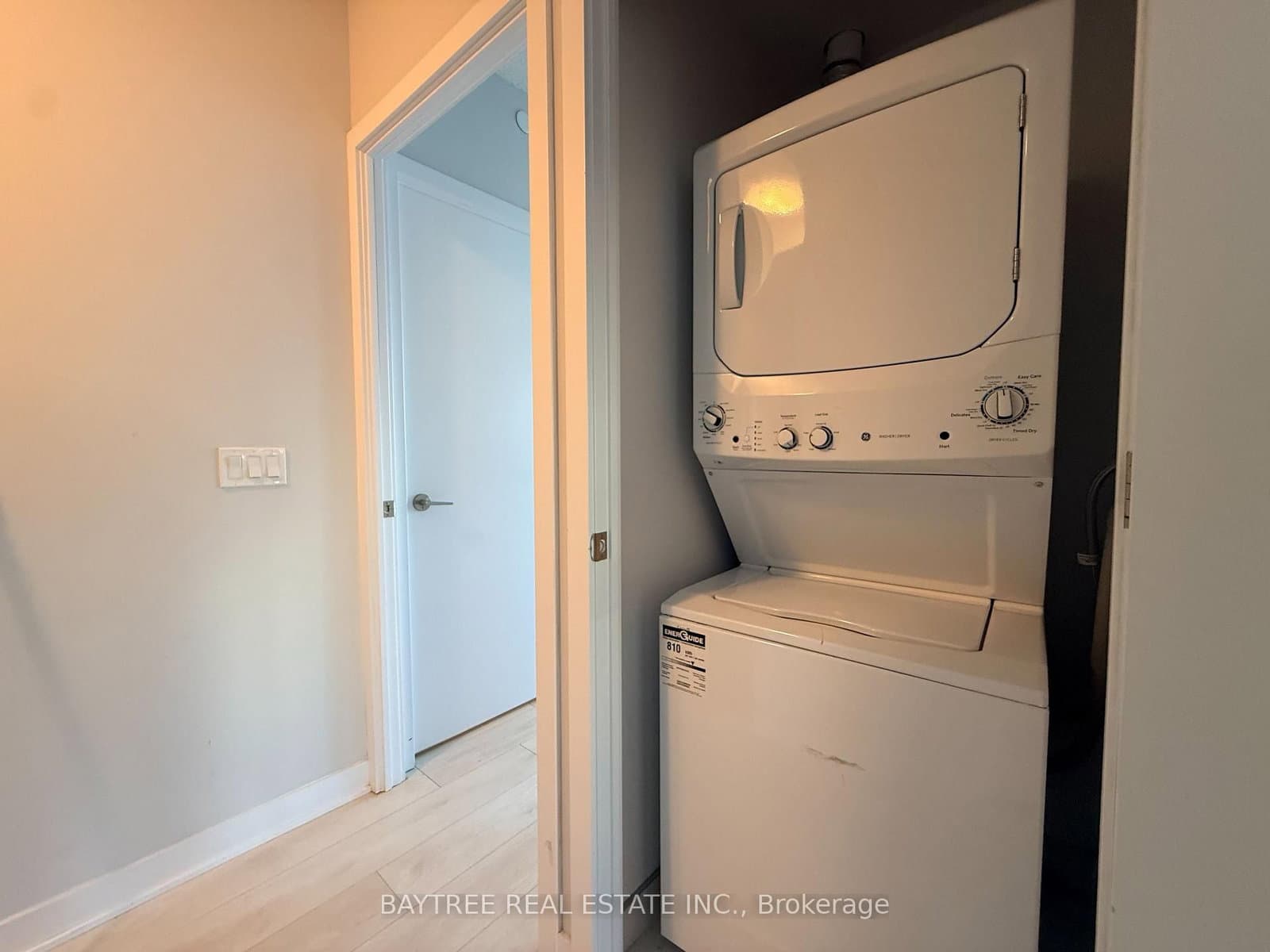 2221 Yonge Street, Unit 1202 thumbnail 28