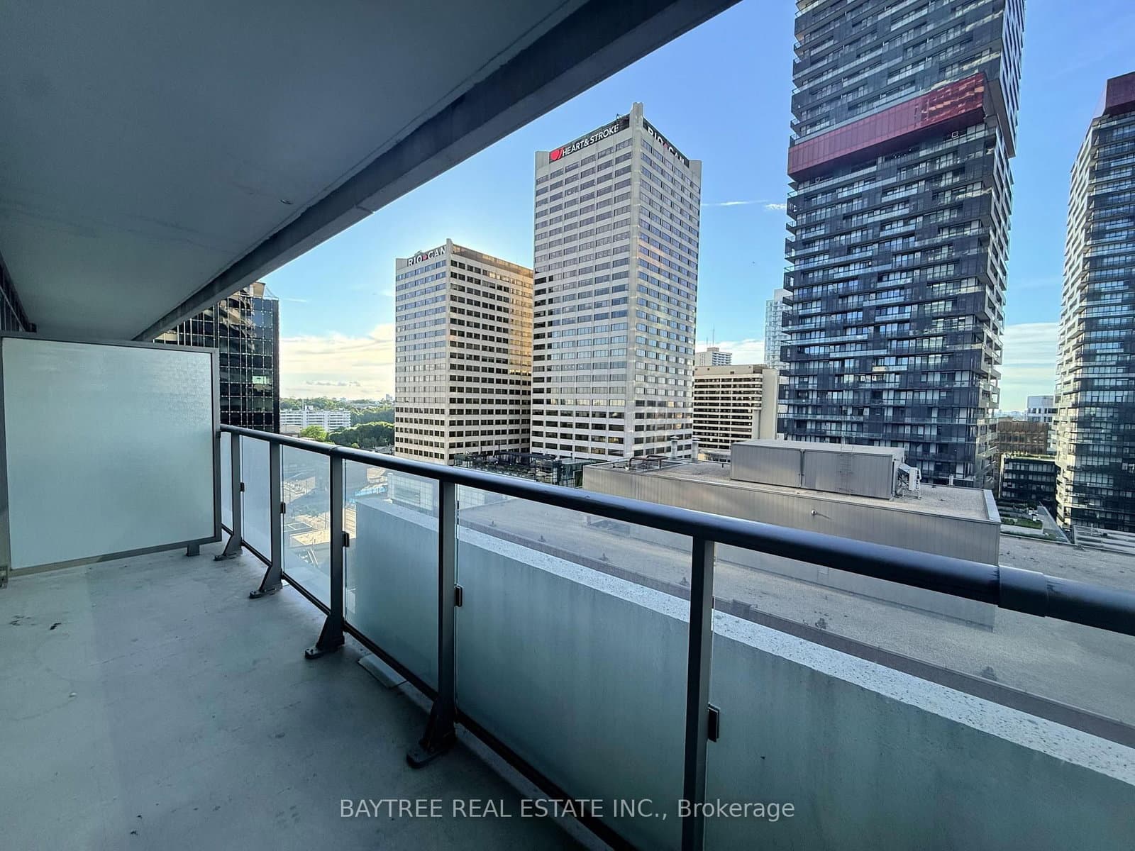 2221 Yonge Street, Unit 1202 thumbnail 31
