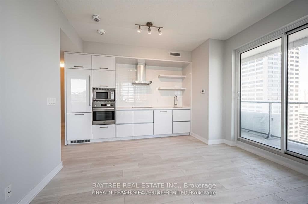 2221 Yonge Street, Unit 1202 thumbnail 7