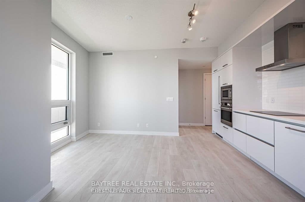 2221 Yonge Street, Unit 1202 thumbnail 8